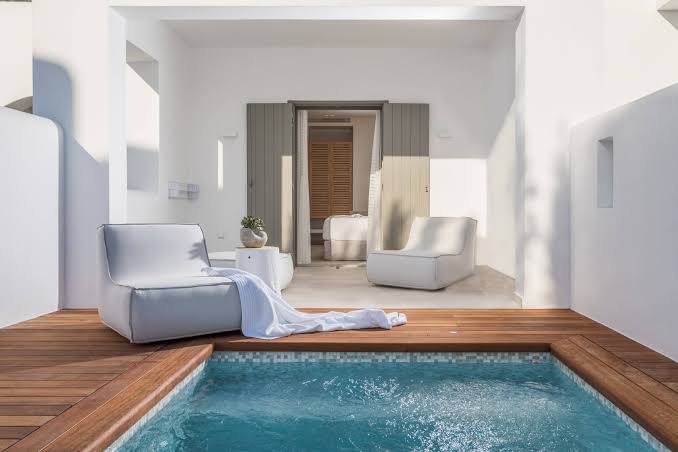 18 Grapes Hotel in Agios Prokopios Naxos