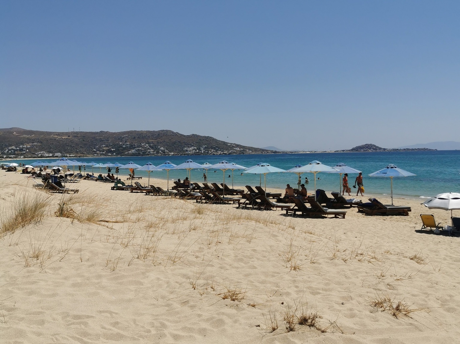 Plaka apartments and beach in Naxos